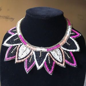 Beads necklace purple/black/nude/white